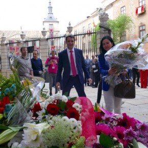 Los concejales de C's Toledo Ciudad participan en la tradicional ofrenda floral del Corpus Christi