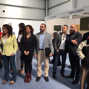 Luis Meroño, portavoz de Ciudadanos Cs Bargas, visita la XXIV edición de la Feria Regional del Mueble de Sonseca