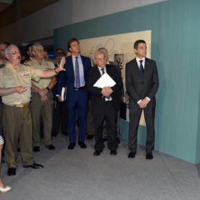 Esteban Paños, en la inauguración de la exposición “Exotica in Militaria”