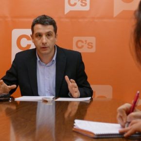 Esteban Paños: “Las dudas sobre la continuidad del contrato entre el Rojas y el Palacio de Congresos ponen en peligro la programación para 2018”