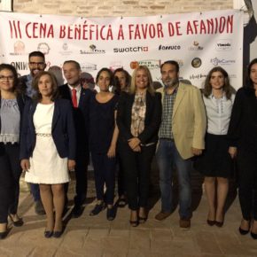 Isabel M. de Eugenio y Araceli de la Calle asisten a la III Gala benéfica de AFANION