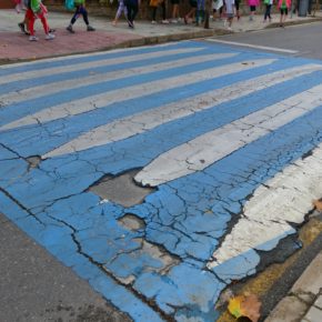 Cs Toledo insiste en mejorar pasos de peatones, aceras e intersecciones peligrosas y pide que el Plan de Movilidad elabore ya informes exhaustivos