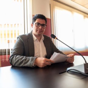 Ciudadanos Olías del Rey exige aumentar las “obsoletas ayudas” para la vuelta al colegio, pero “el PSOE se cierra en banda”